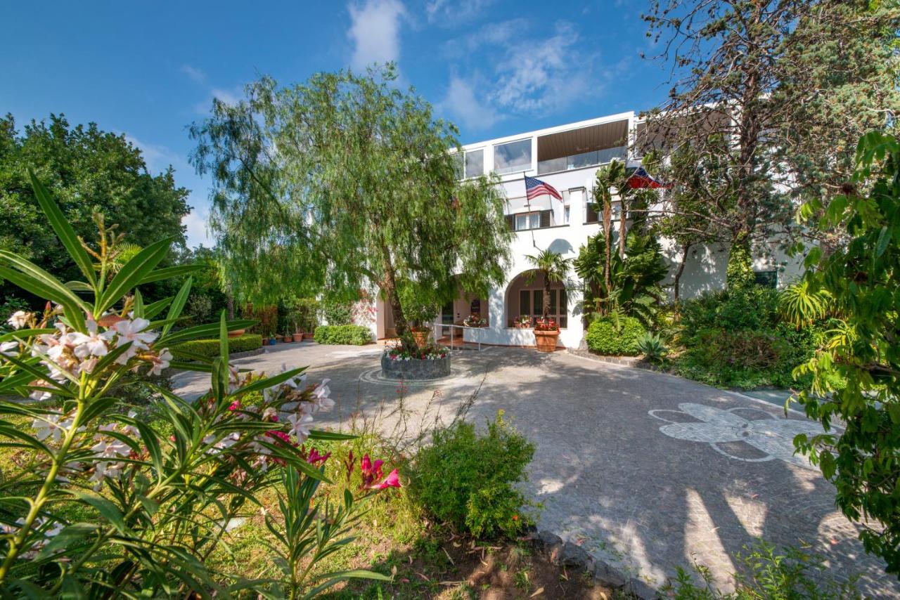 Durrueli & Hotel Ischia