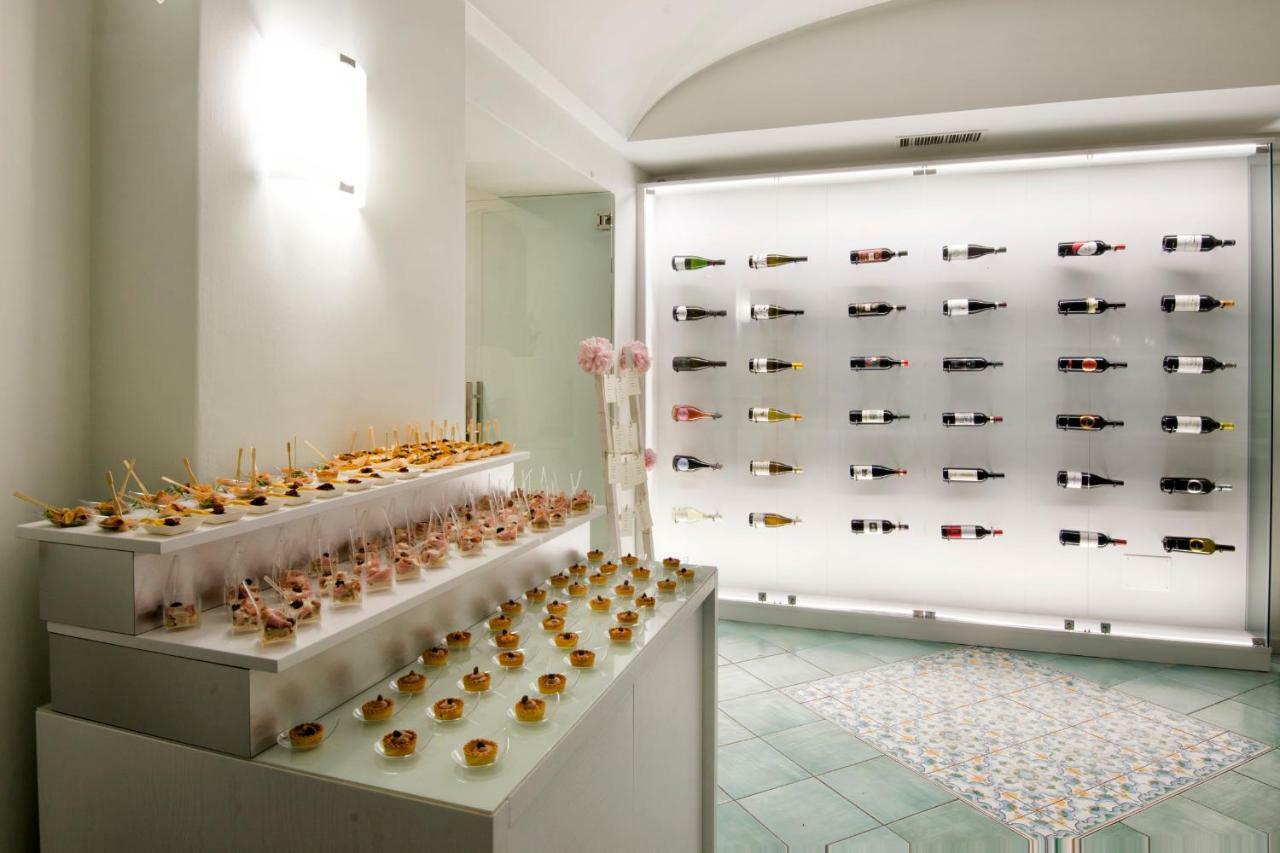 Hotel Durrueli & 4*